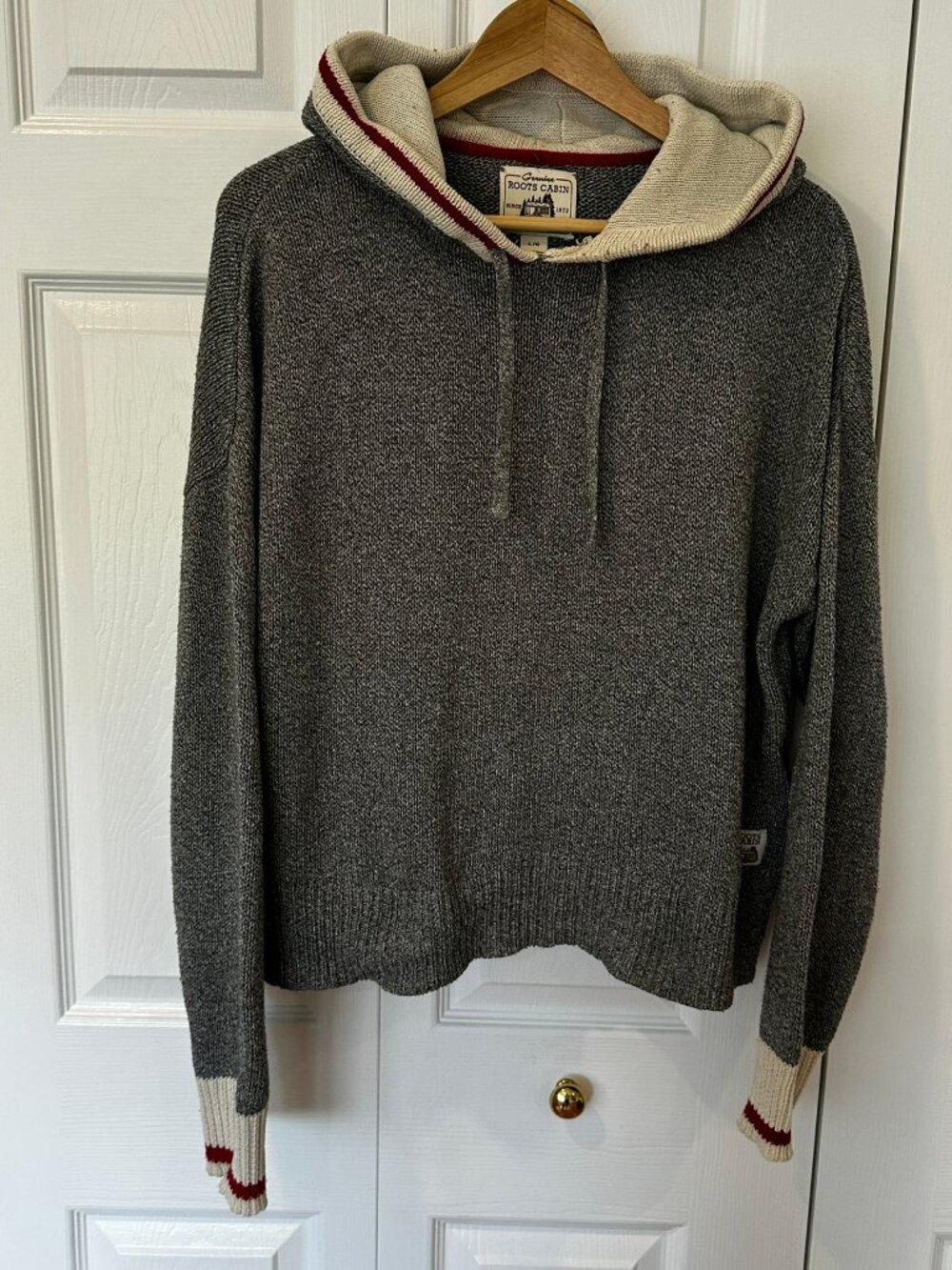 Roots Cabin Grey Knit Hoodie Sweater L Red Cream Trim